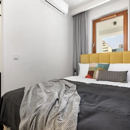 Karolkowa 28 Ii - Premium With Balcony By Renters